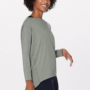 Lululemon Back in Action long sleeve top